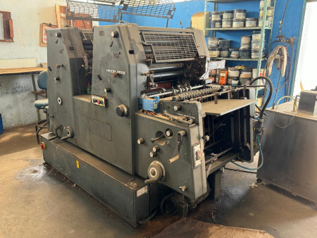 HEIDELBERG GTO 52-2, BICOLOR, ANO 1986, MOLHA CONTINUA C/ GELADEIRA, FORMATO 360 X 520 MM, PULVERIZADOR, EQUIPAMENTO EM GRÁFICA PODE SER VISTO E TESTADO, VALOR R$ 45.000,00